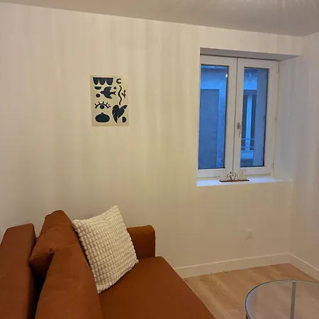 Апартаменты Chic 4 Personnes - Plein Centre Historique Анже