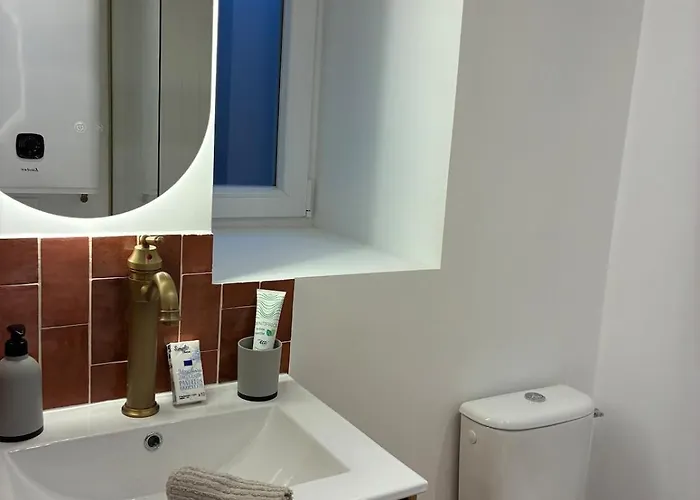 Апартаменты Chic 4 Personnes - Plein Centre Historique *